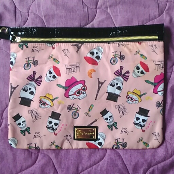 Betsey Johnson French Skull themed bag - Picture 1 of 2